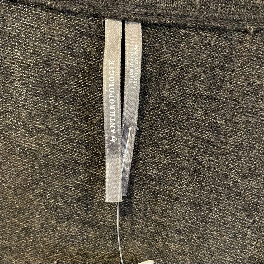 *Sold* Anthropologie Criss Cross Cropped Two Way Sweater - Picture 4 of 15